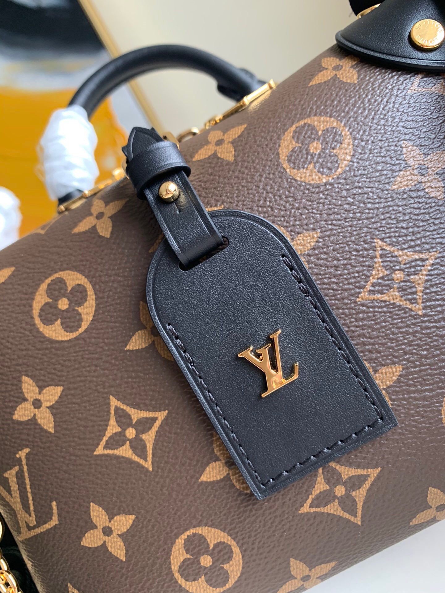 LOUIS VUITTON MONOGRAM PETITE MALLE SOUPLE 20CM M45571 - Image 3