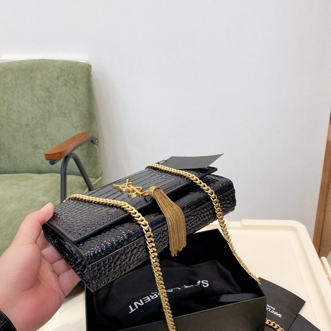 SAINT LAURENT KATE MEDIUM WITH TASSEL IN SHINY CROCODILE EMBOSSED LEATHER BLACK 22CM 354119AAAY14083 - Image 3