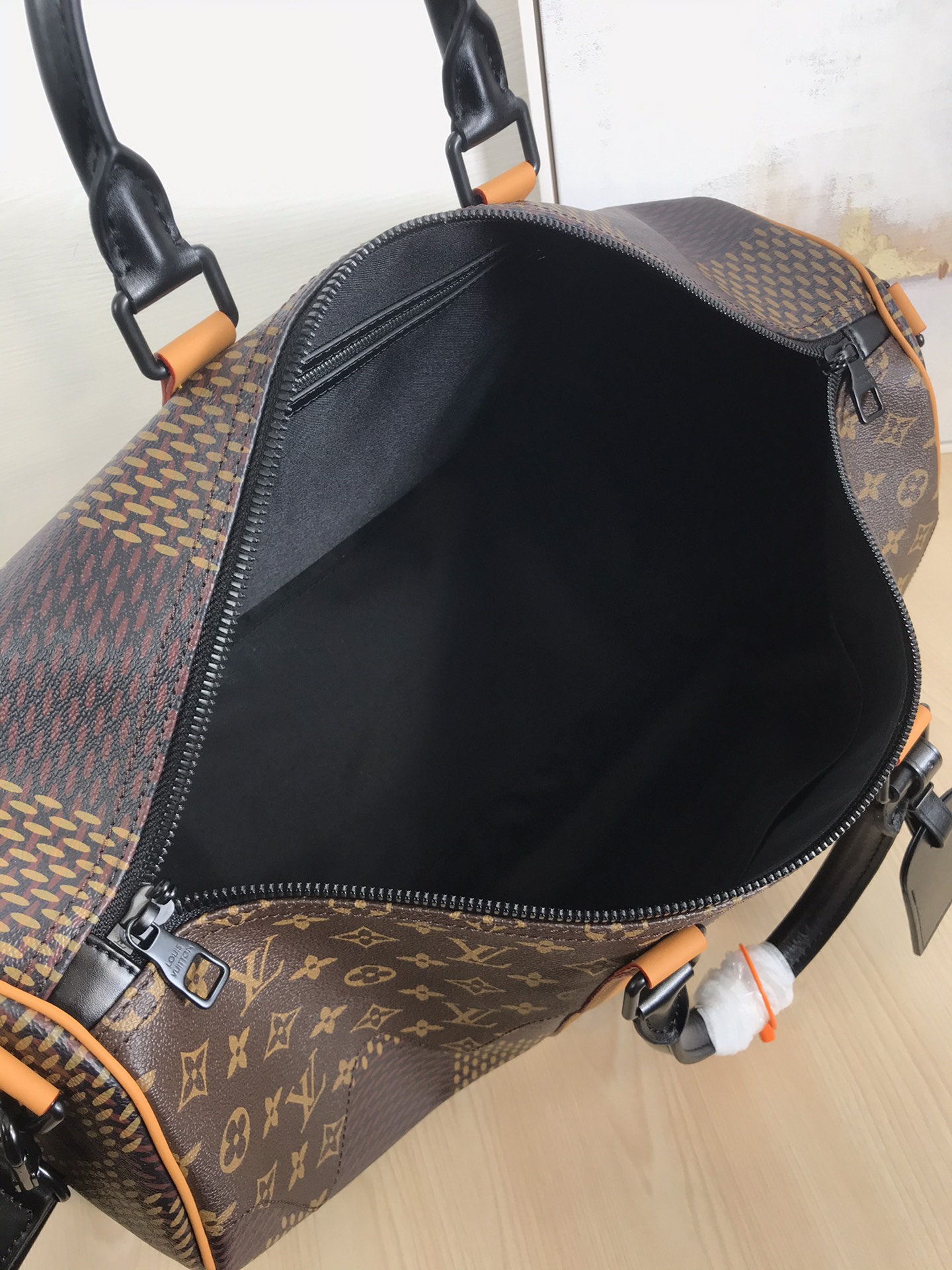 LOUIS VUITTON KEEPALL BANDOULIERE DAMIER EBENE 50CM N40360 - Image 7