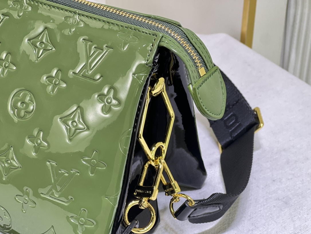 LOUIS VUITTON COUSSIN PM BAG GREEN 26CM M20565 - Image 5