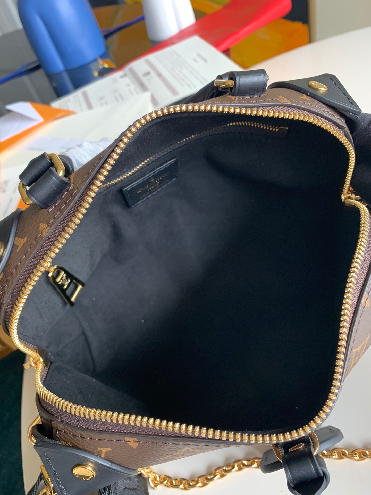 LOUIS VUITTON MONOGRAM PETITE MALLE SOUPLE 20CM M45571 - Image 9