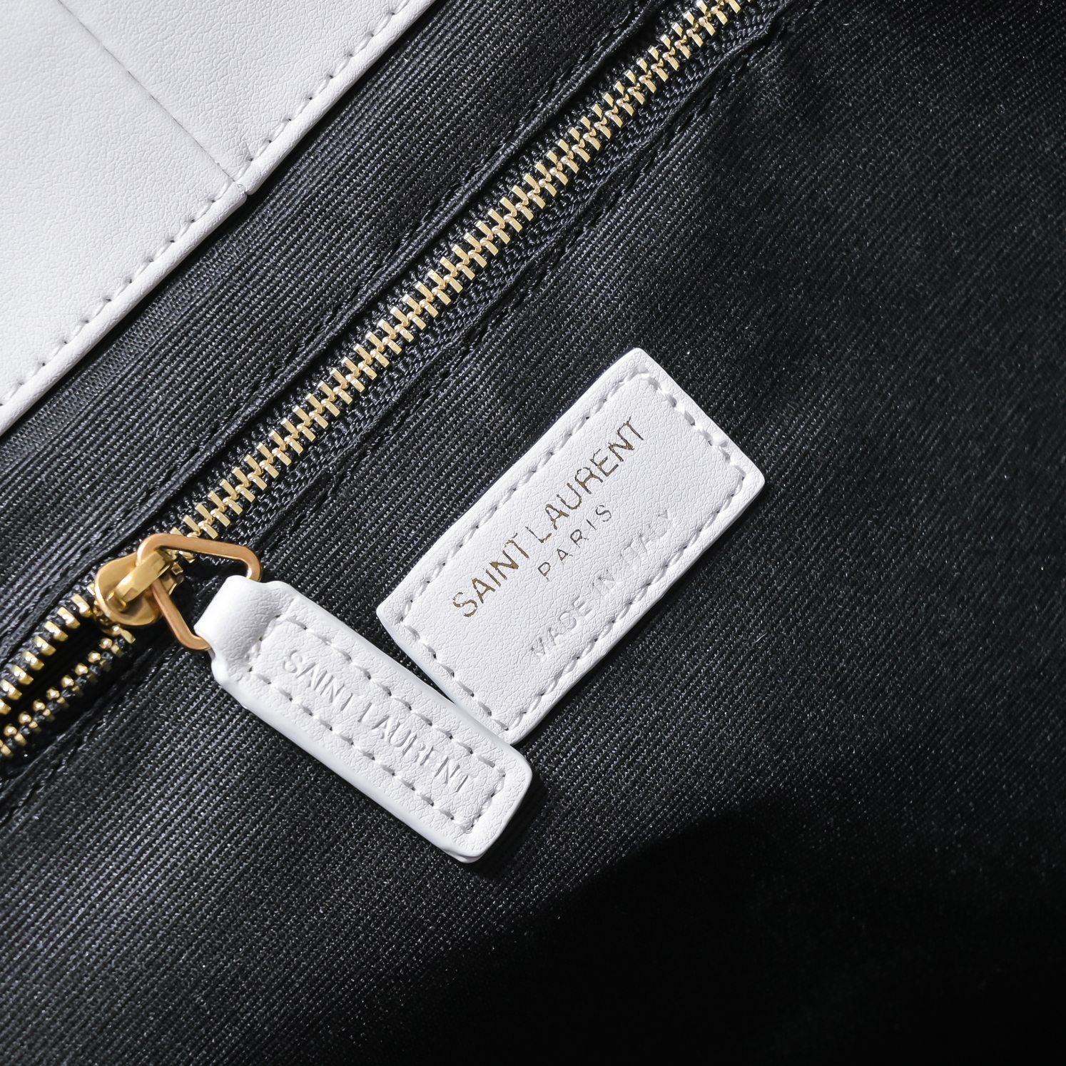 SAINT LAURENT ICARE MAXI SHOPPING BAG IN QUILTED 58CM WHITE 698651AAANG1000 - Image 8