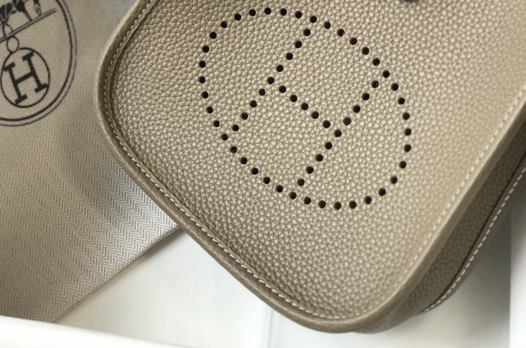 HERMES EVELYNE 16 AMAZONE OLIVE GREEN BAG 16CM - Image 3