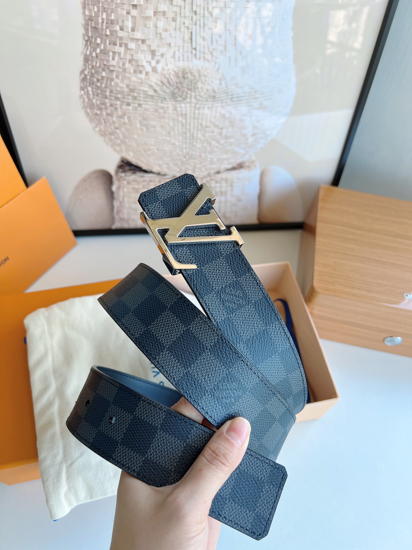 LOUIS VUITTON LV INITIALES REVERSIBLE BELT NAVY 40CM - Image 8