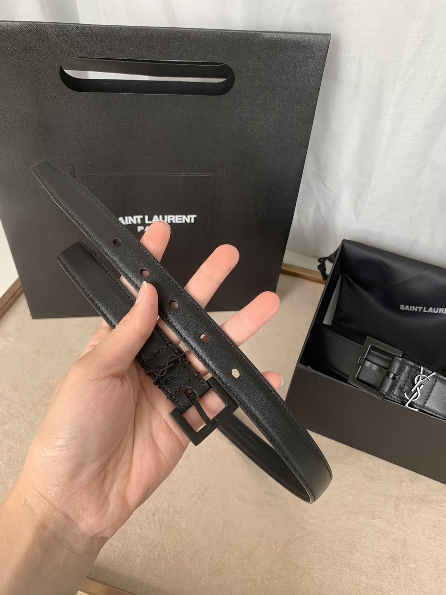 SAINT LAURENT CASSANDRE THIN BELT WITH SQUARE BUCKLE IN SHINY BOX SAINT LAURENT LEATHER 554465BOO0U1000 - Image 3