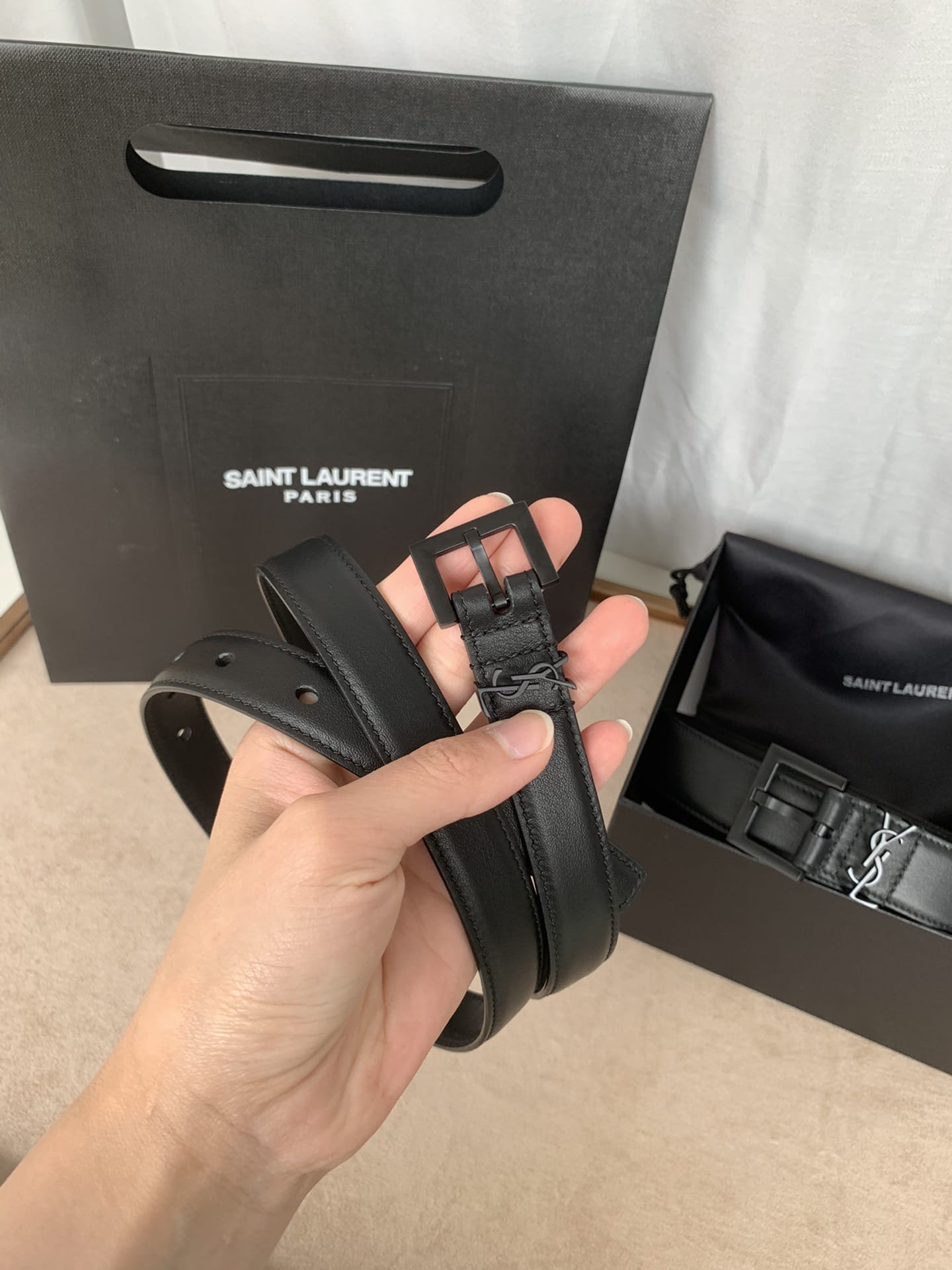 SAINT LAURENT CASSANDRE THIN BELT WITH SQUARE BUCKLE IN SHINY BOX SAINT LAURENT LEATHER 554465BOO0U1000 - Image 4