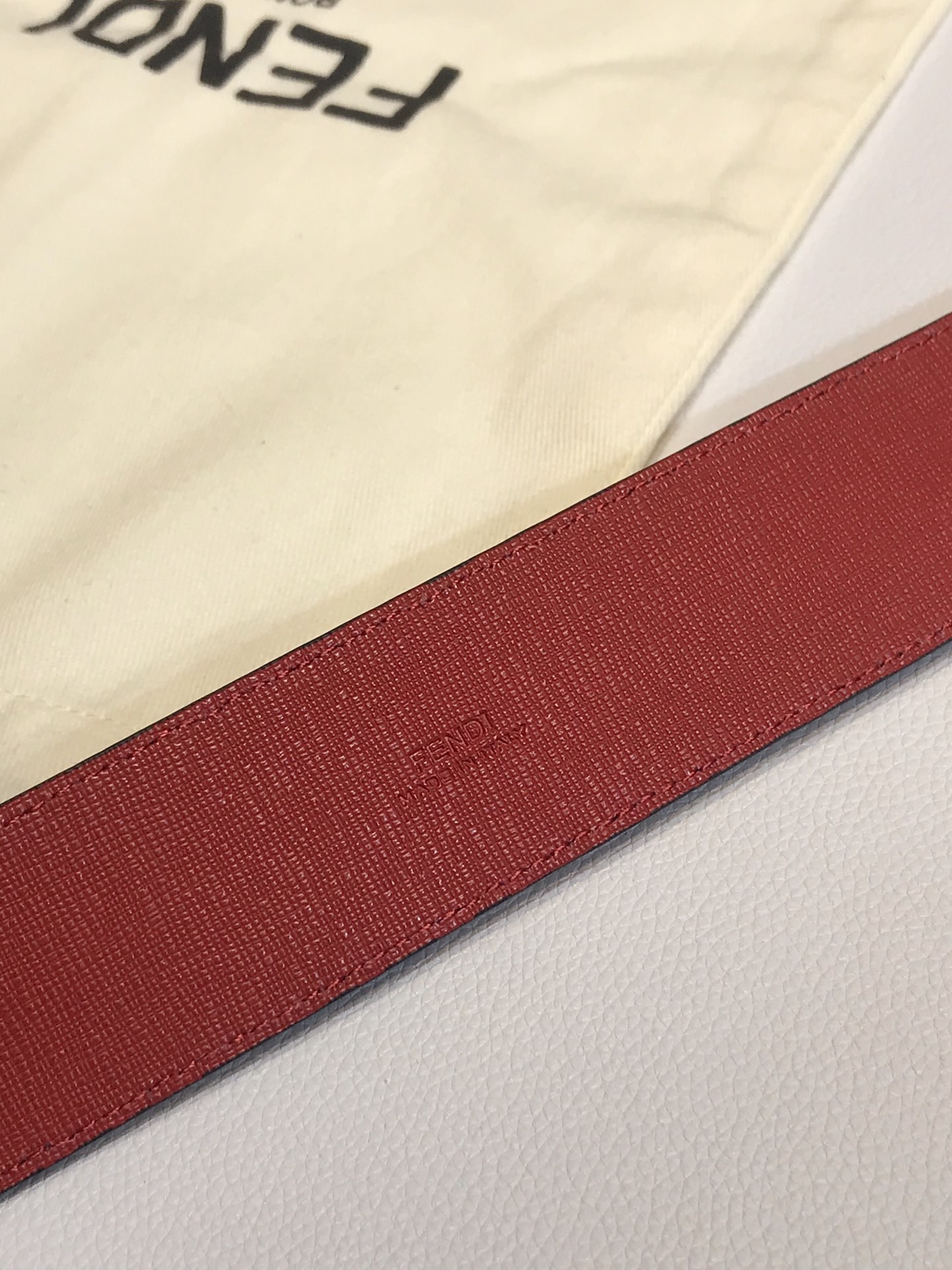 FENDI FF LEATHER BETL BLACK 40MM - Image 3