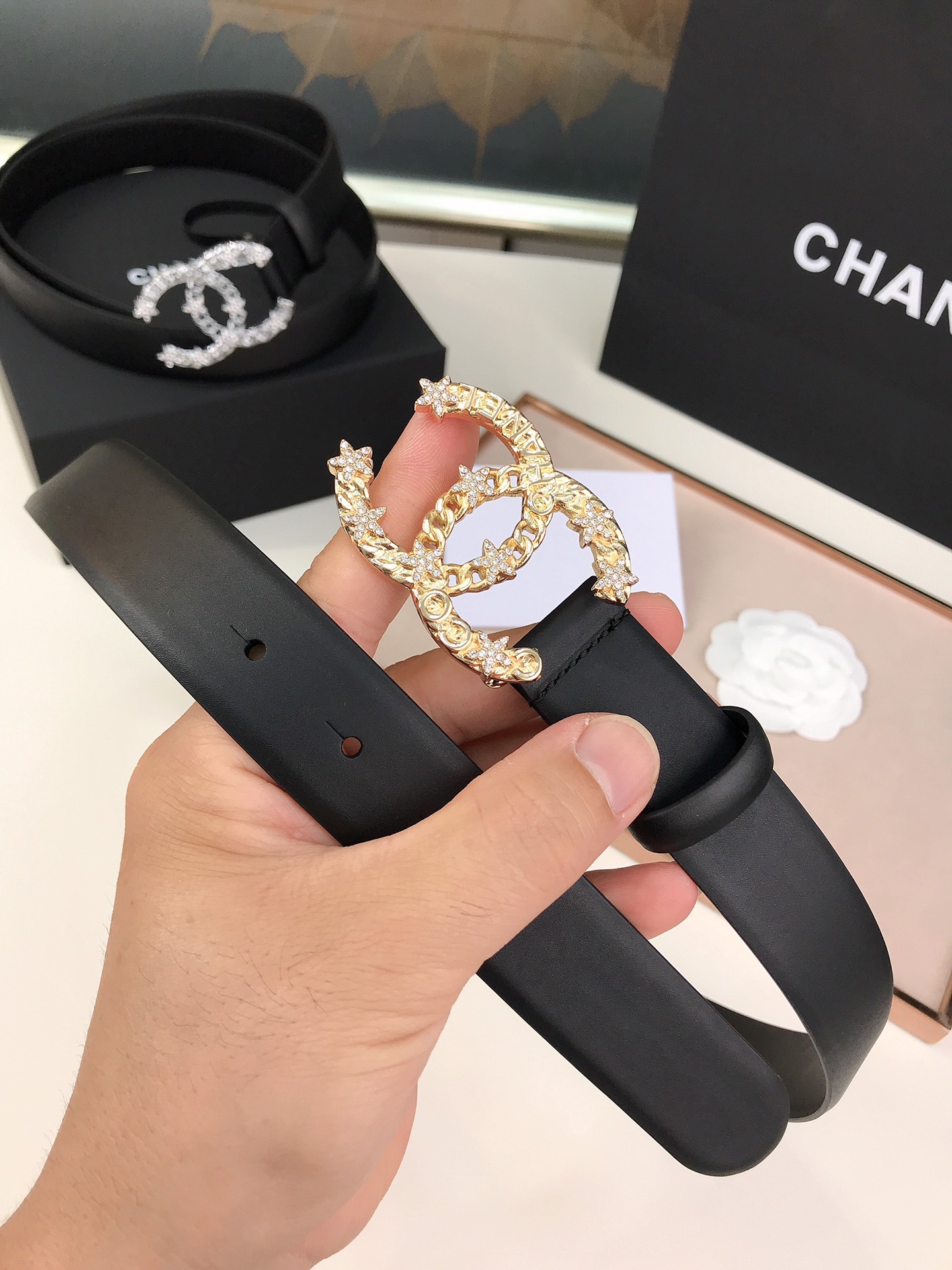 CHANEL PEARLS CRYSTAL GOLD BLACK BELT 28MM - Image 2