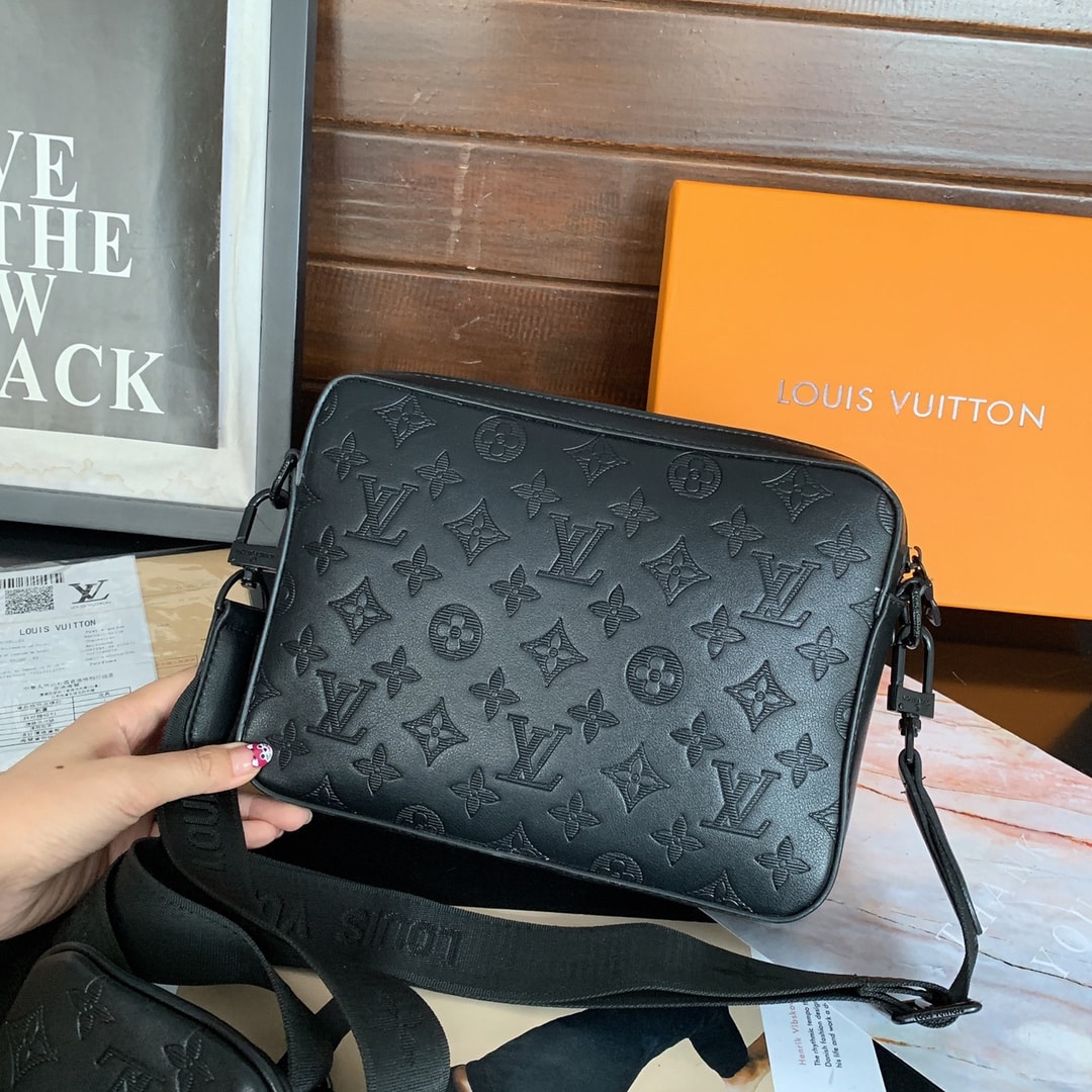 LOUIS VUITTON DUO MESSENGER BAG BLACK 25CM M69827 - Image 4