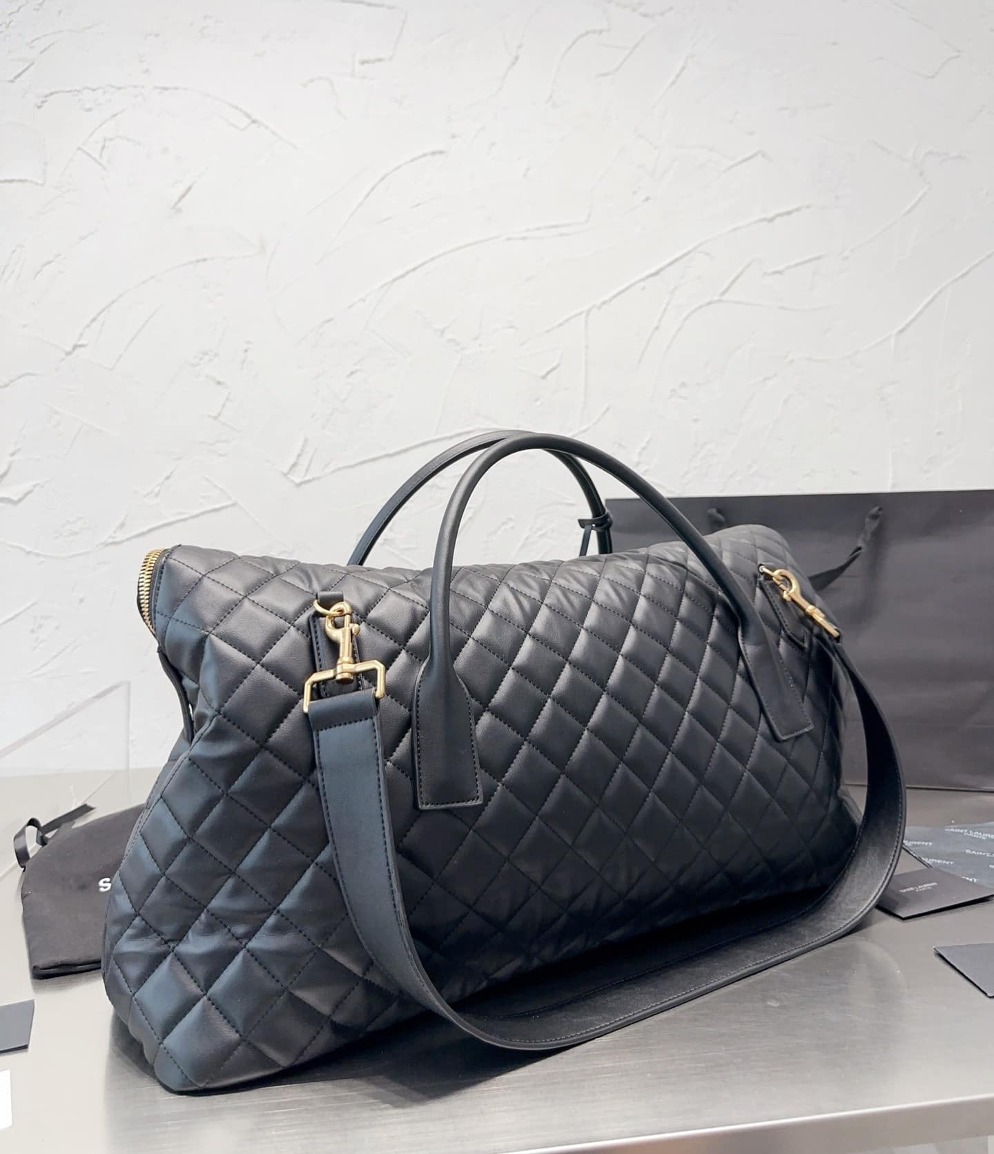 SAINT LAURENT GIANT TRAVEL BAG IN QUILTED LEATHER BLACK 55CM 736009AABK91000 - Image 3