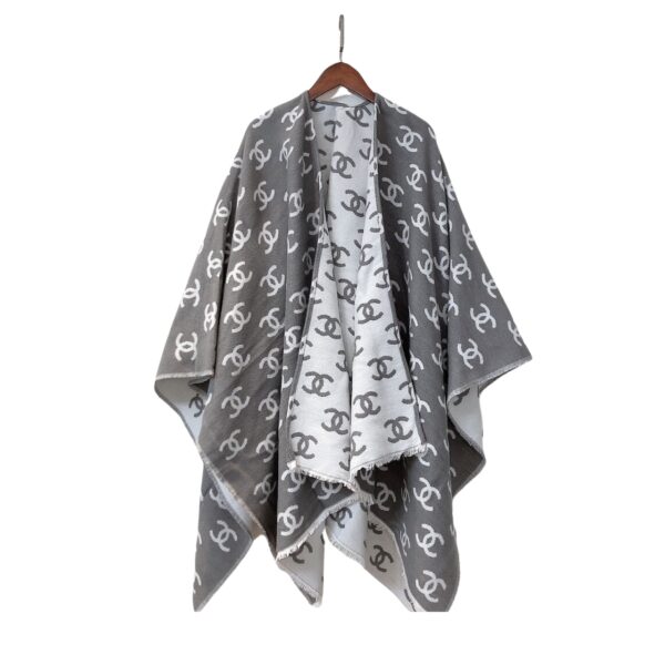 CHANEL CC LOGO CAMELLIA SCARF GREY