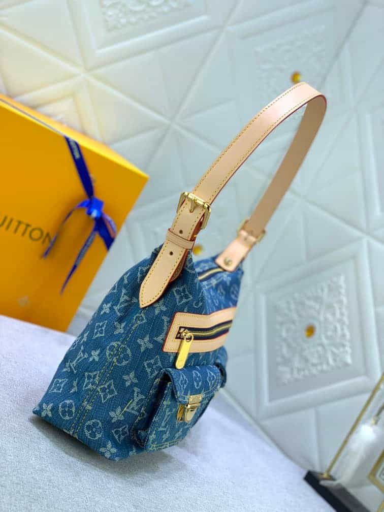 LOUIS VUITTON MONOGRAM DENIM BAGGY PM SHOULDER BAG BLUE 30CM - Image 6