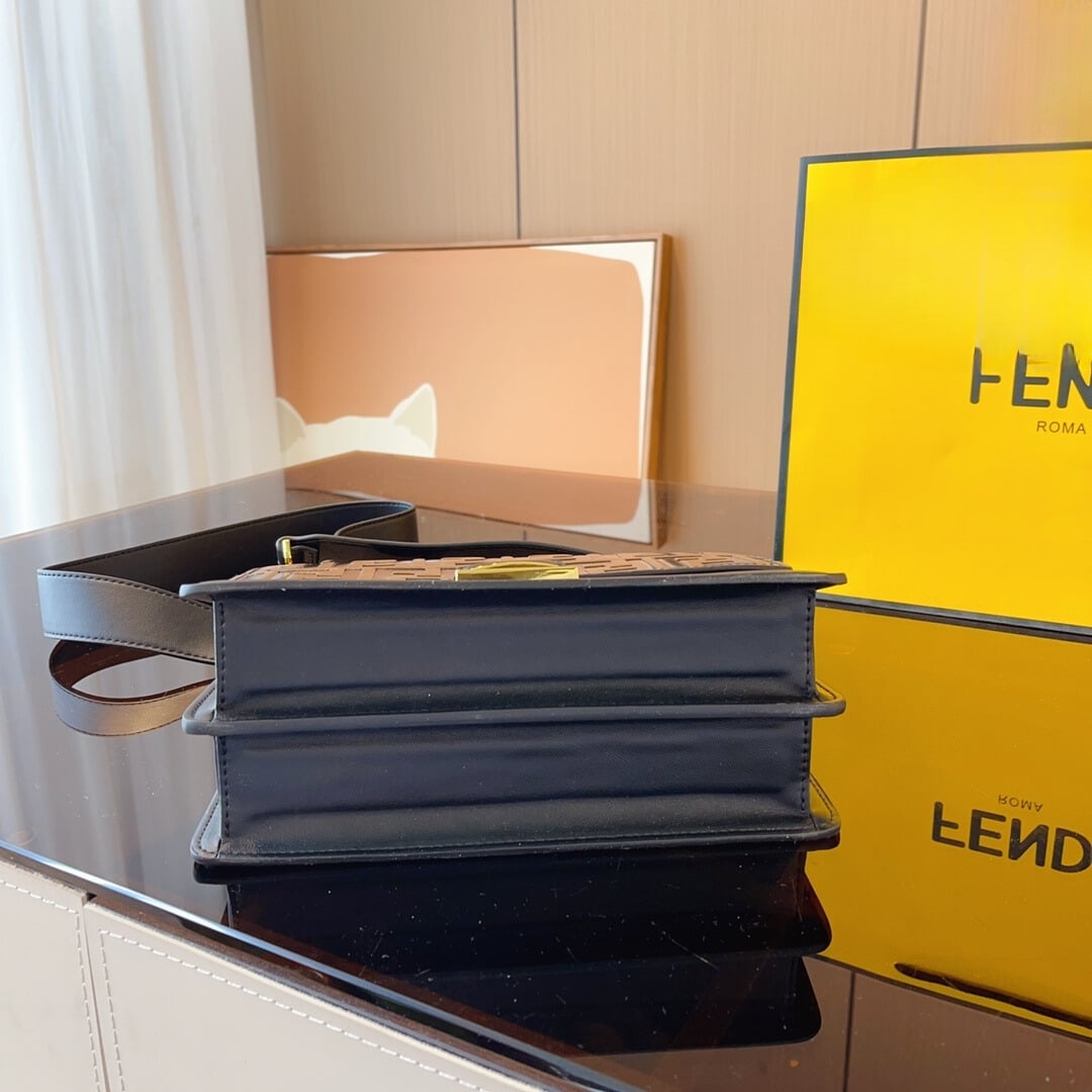 FENDI KAN I LEATHER BAG BROWN 25CM - Image 6