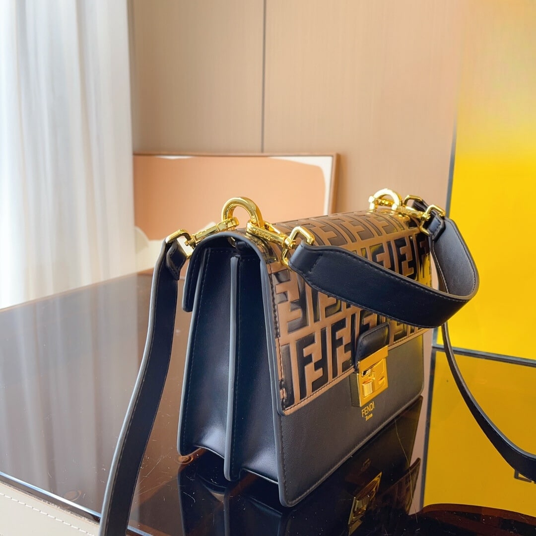 FENDI KAN I LEATHER BAG BROWN 25CM - Image 9