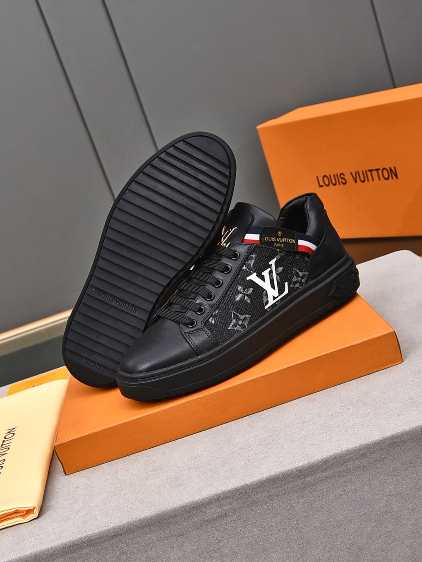 LOUIS VUITTON TRAINER BLACK DENIM - Image 8