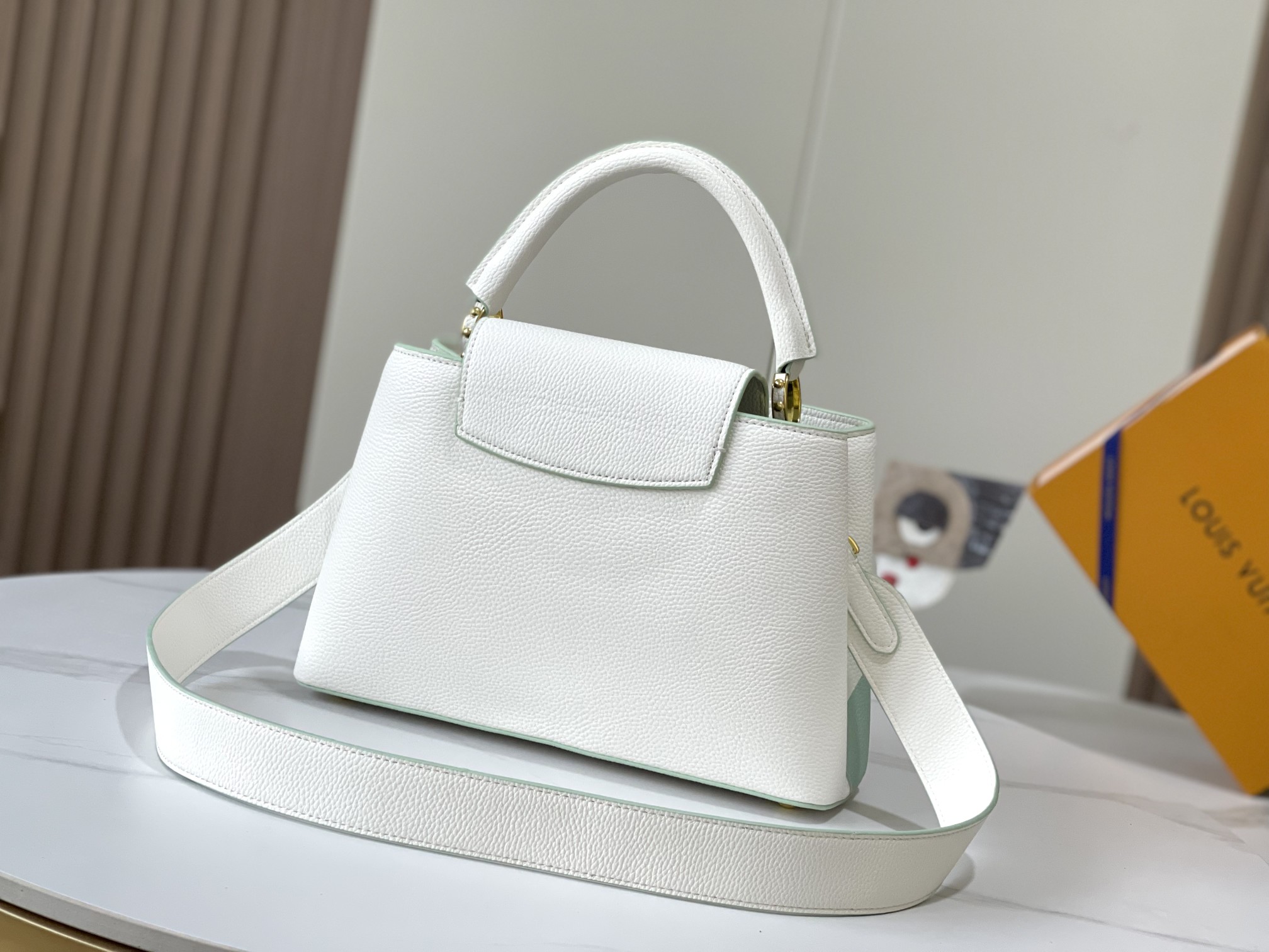 LOUIS VUITTON CAPUCINES BB JADE M59711 - Image 2