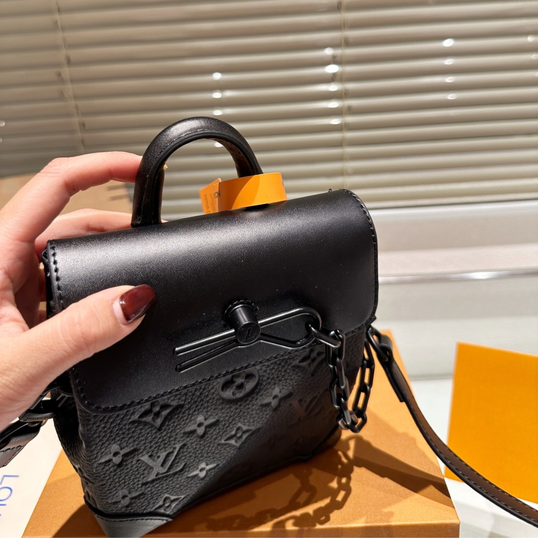 LOUIS VUITTON NANO STEAMER BAG TAURILLON MONOGRAM BLACK 14CM M82772 - Image 4