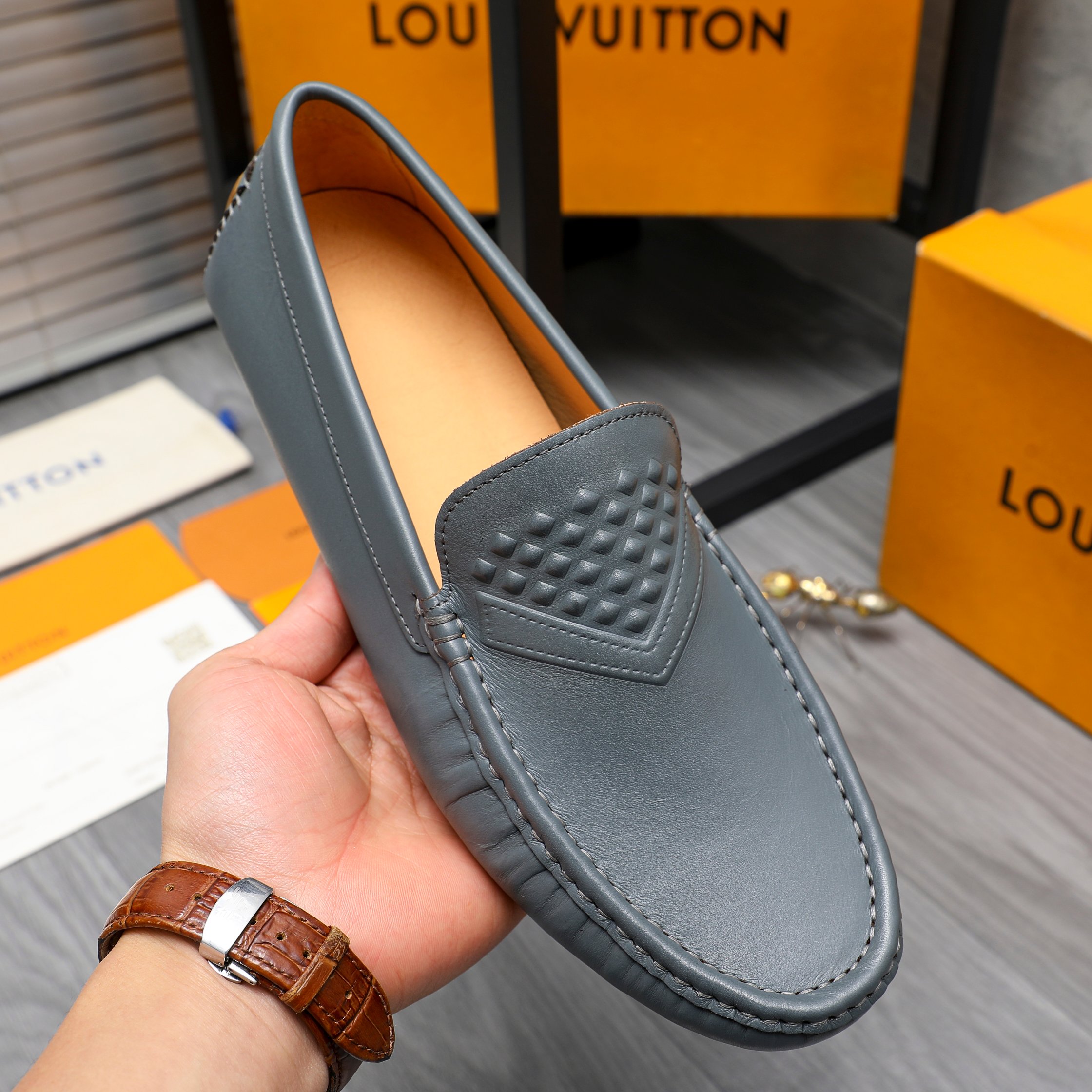 LOUIS VUITTON LOAFERS EMBOSSED LEATHER MOCCASIN INDIGO BLUE - Image 5