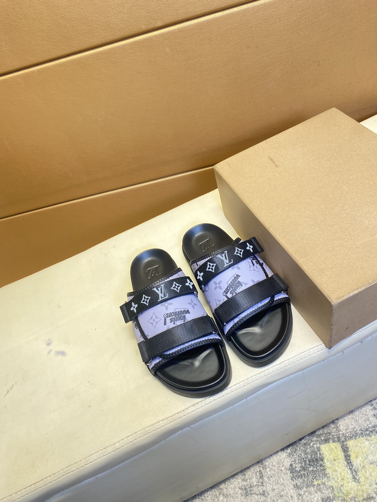 LOUIS VUITTON LV MONOGRAM SANDAL WITH LOGO PURPLE - Image 6