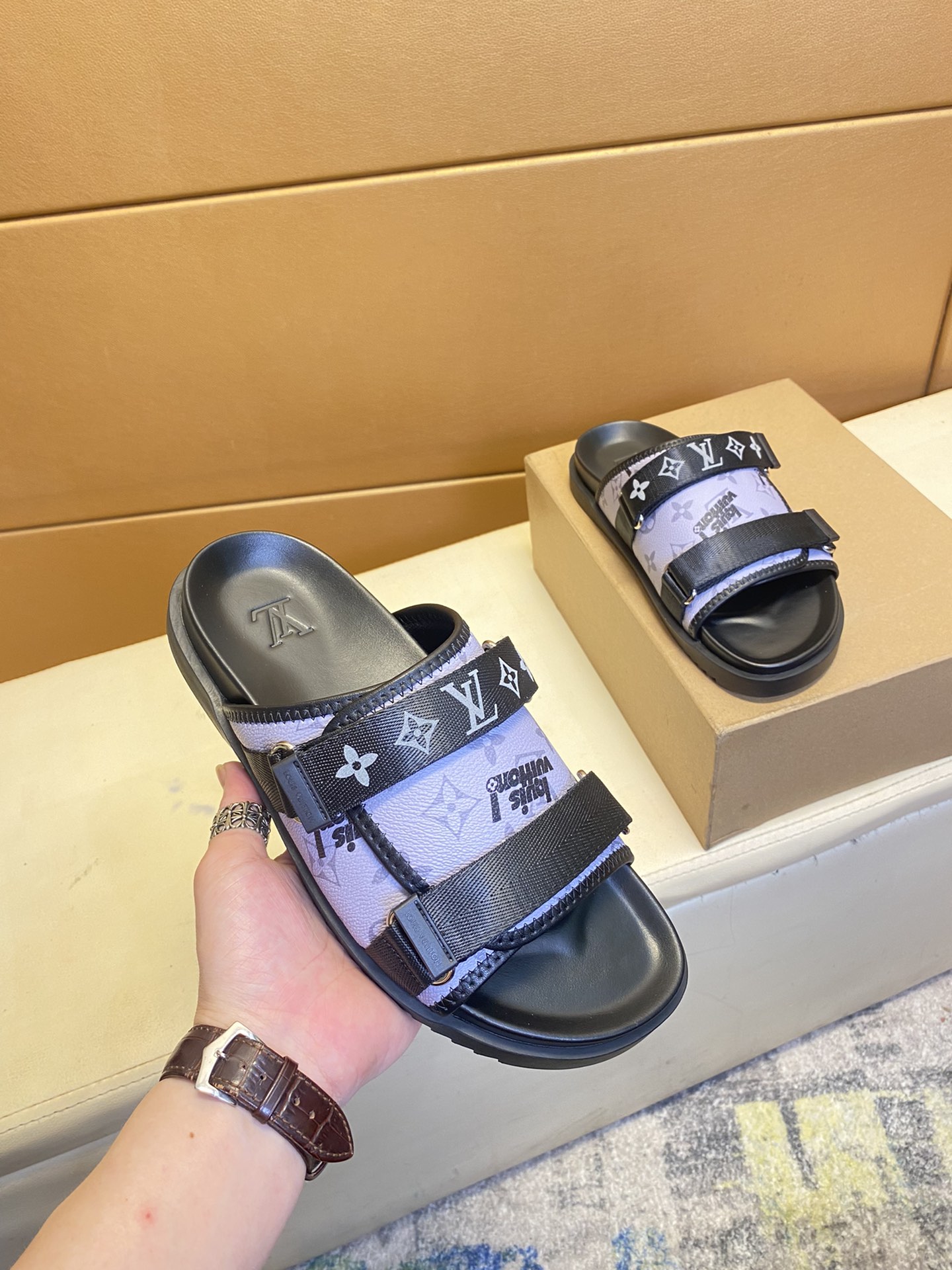 LOUIS VUITTON LV MONOGRAM SANDAL WITH LOGO PURPLE - Image 8