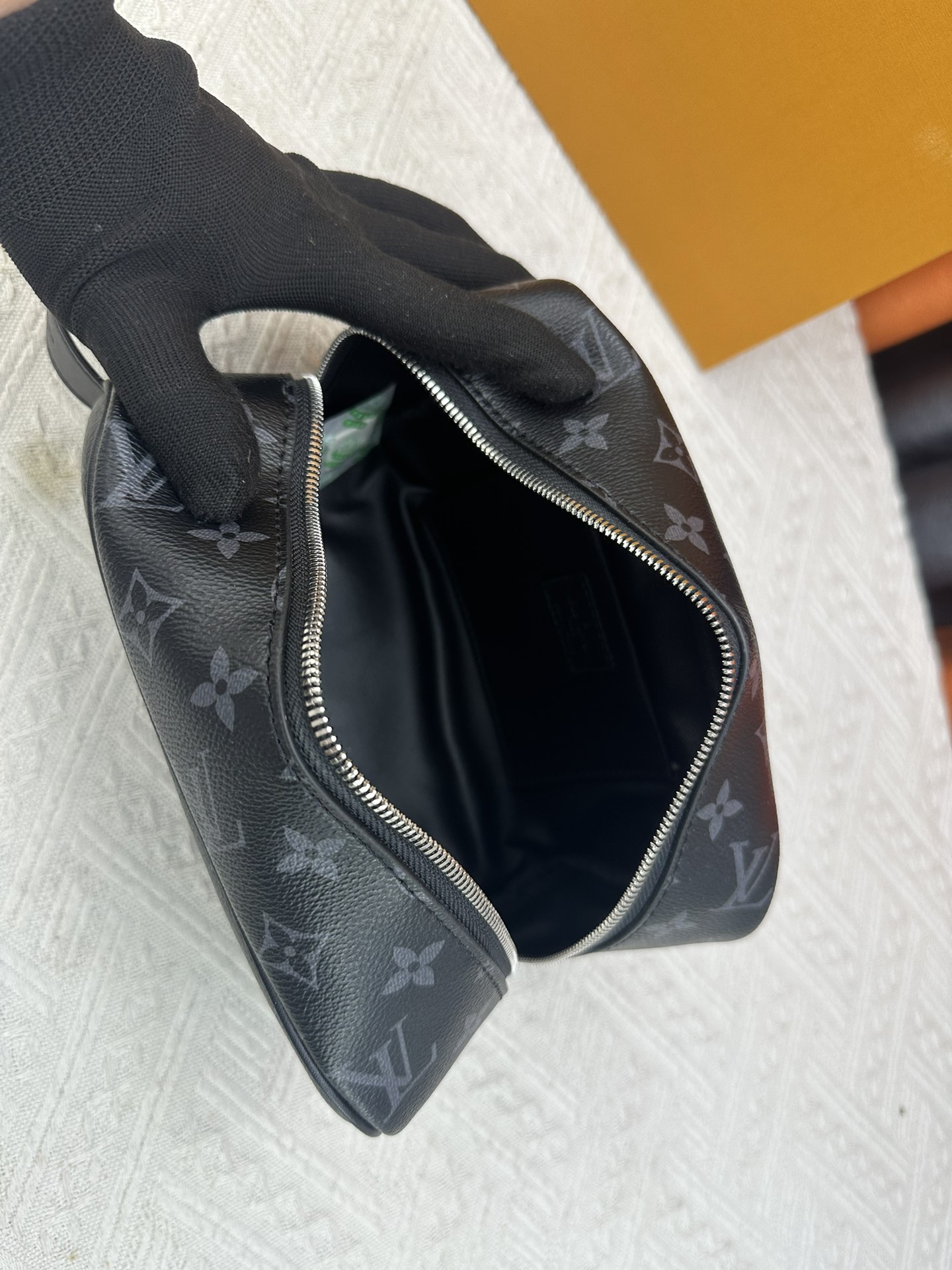 LOUIS VUITTON TROUSSE TOILETTE LOCKER DOPP KIT BLACK 23CM M83113 - Image 4