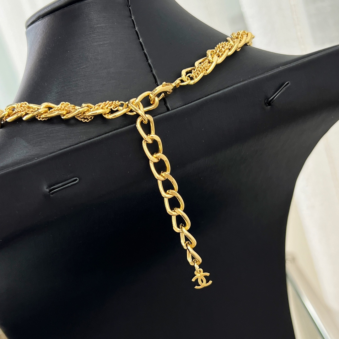 CHANEL CC NECKLACE GOLD - Image 2