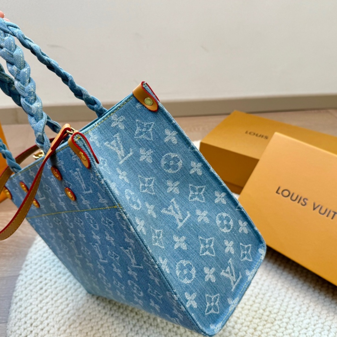 LOUIS VUITTON LET GO PM MONOGRAM SKY BLUE DENIM 30CM M24897 - Image 4