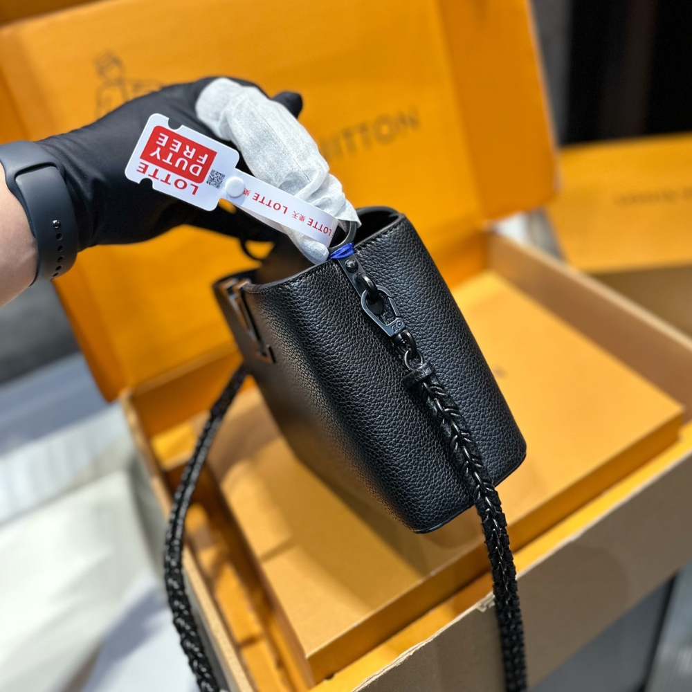 LOUIS VUITTON CAPUCINES EAST WEST MINI OPTIC BLACK 19CM M23955 - Image 4