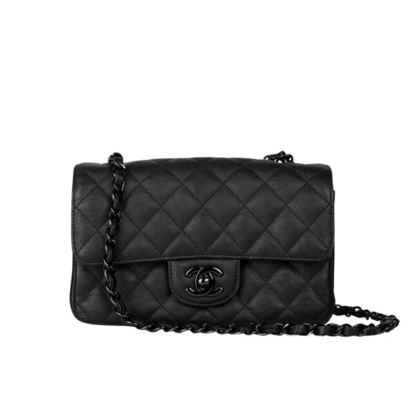 CHANEL FLAP BAG BLACK 20CM