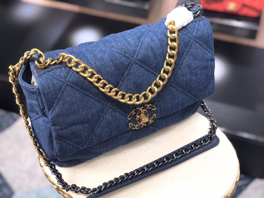 CHANEL 19 FLAP DENIM BAG BLUE 37CM AS1160 B02876 N6832 - Image 3