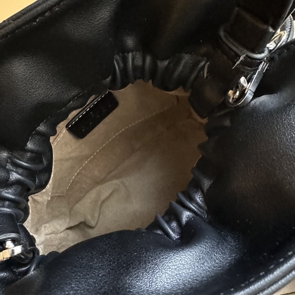 GUCCI BLONDIE MINI BUCKET BAG BLACK 19CM 760313 AACP7 1000 - Image 5