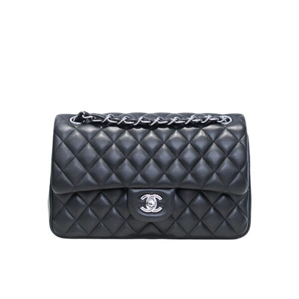 CHANEL CLASSIC FLAP BAG LEATHER BLACK 25CM