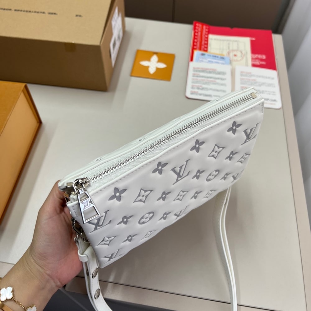 LOUIS VUITTON COUSSIN BB WHITE 21CM M11957 - Image 6