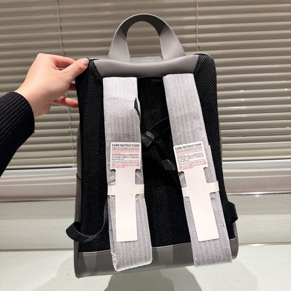 LOUIS VUITTON MONOGRAM SHADOW RACER BACKPACK GREY 38CM - Image 4