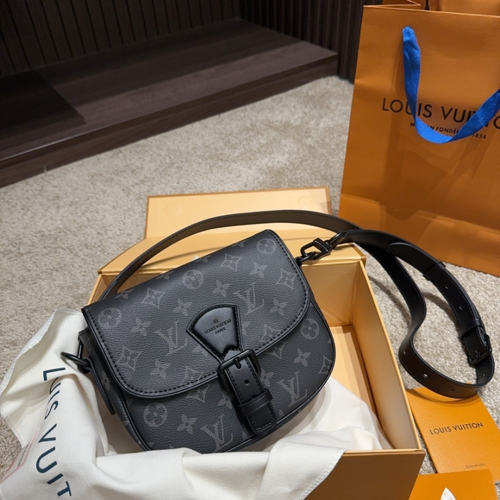 LOUIS VUITTON MONTSOURIS MESSENGER PM MONOGRAM ECLIPSE CANVAS BLACK 19CM M12519 - Image 2