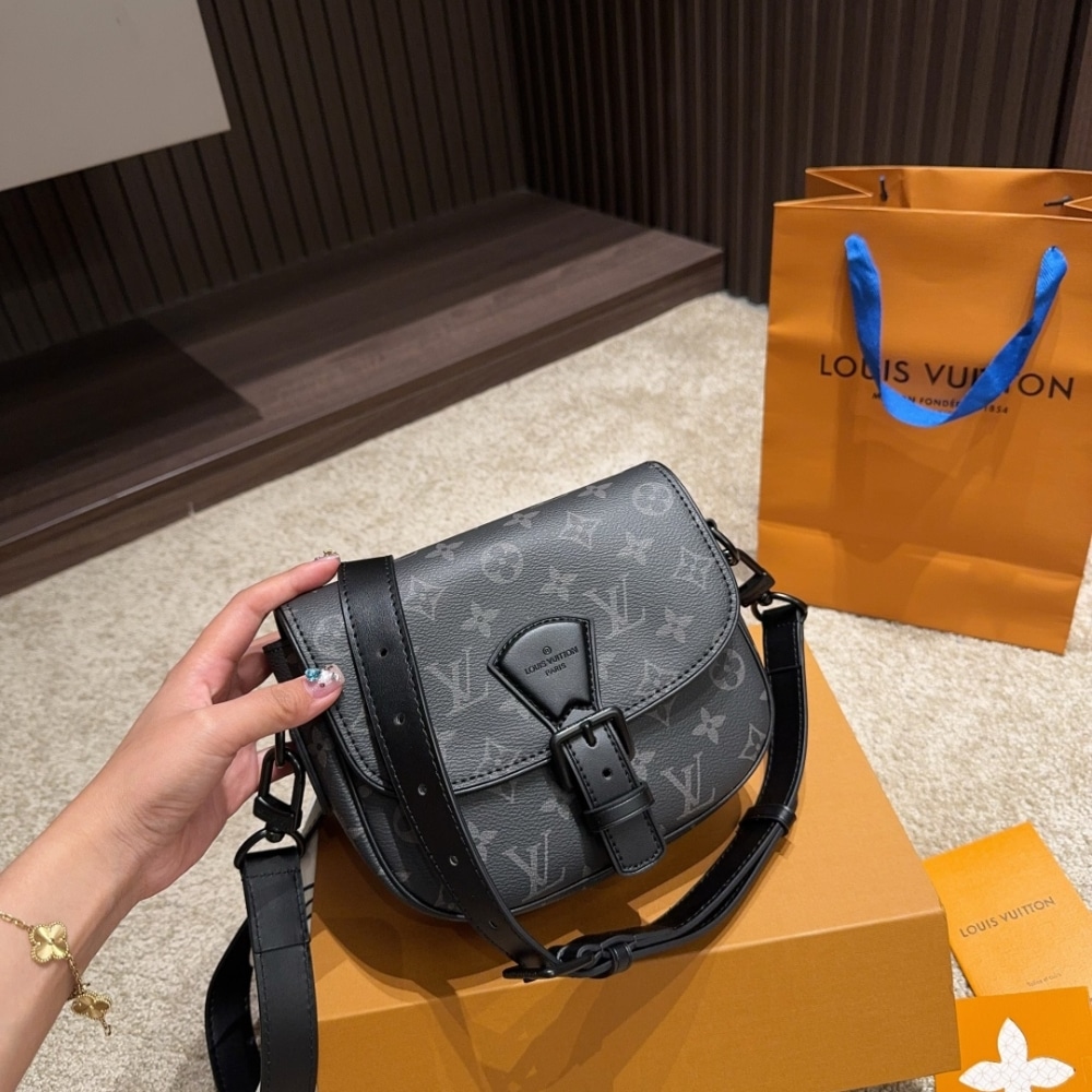 LOUIS VUITTON MONTSOURIS MESSENGER PM MONOGRAM ECLIPSE CANVAS BLACK 19CM M12519 - Image 4