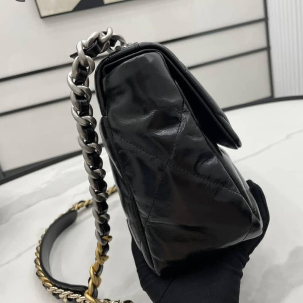 CHANEL 19 SERIES CLASSIC DOUBLE C LOGO SILVER TURN BUCKLE BLACK 31CM - Image 6