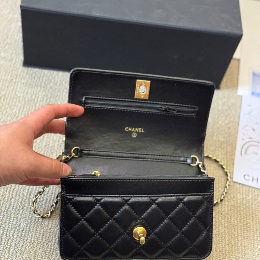 CHANEL CLASSIC WALLET ON CHAIN BLACK 19CM - Image 3