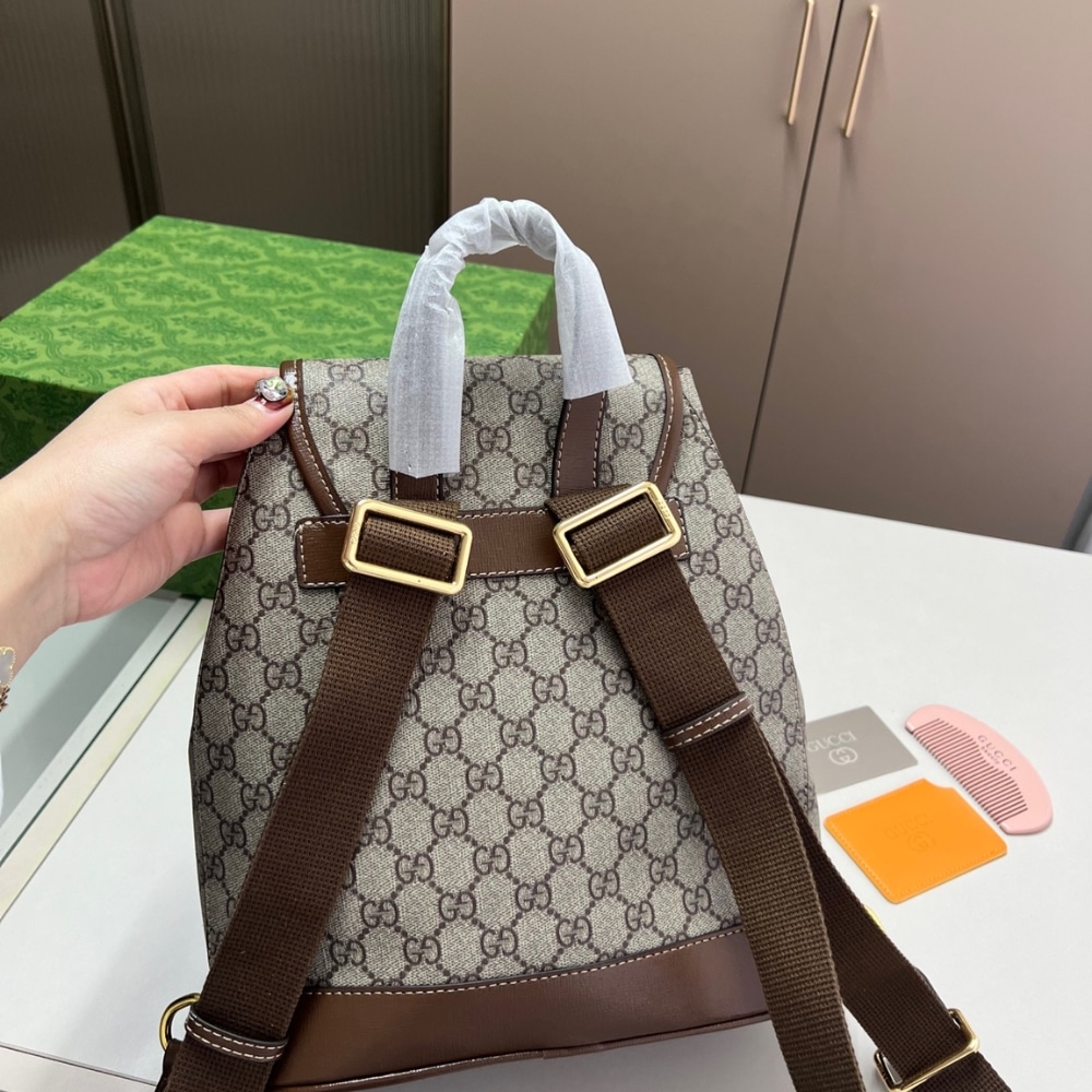 GUCCI BACKPACK WITH INTERLOCKING G BEIGE AND EBONY 26CM - Image 4
