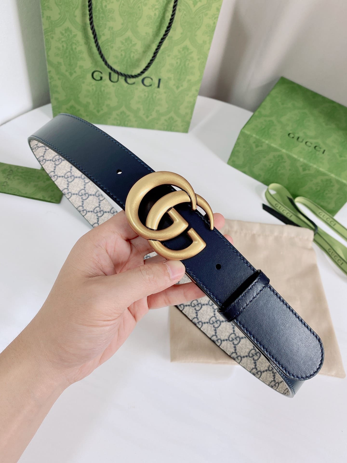 GUCCI SUPREME BELT WITH G BUCKLE GOLD METAL 3.8CM - Image 6