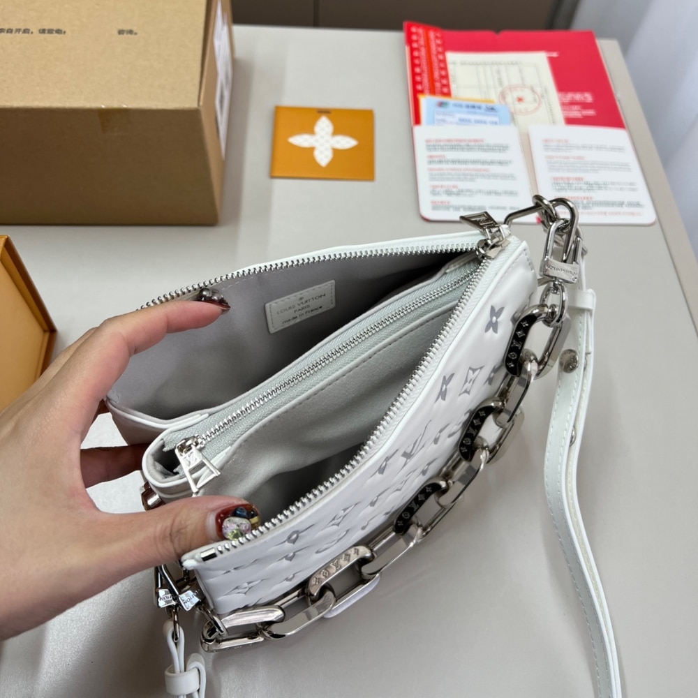 LOUIS VUITTON COUSSIN BB WHITE 21CM M11957 - Image 3