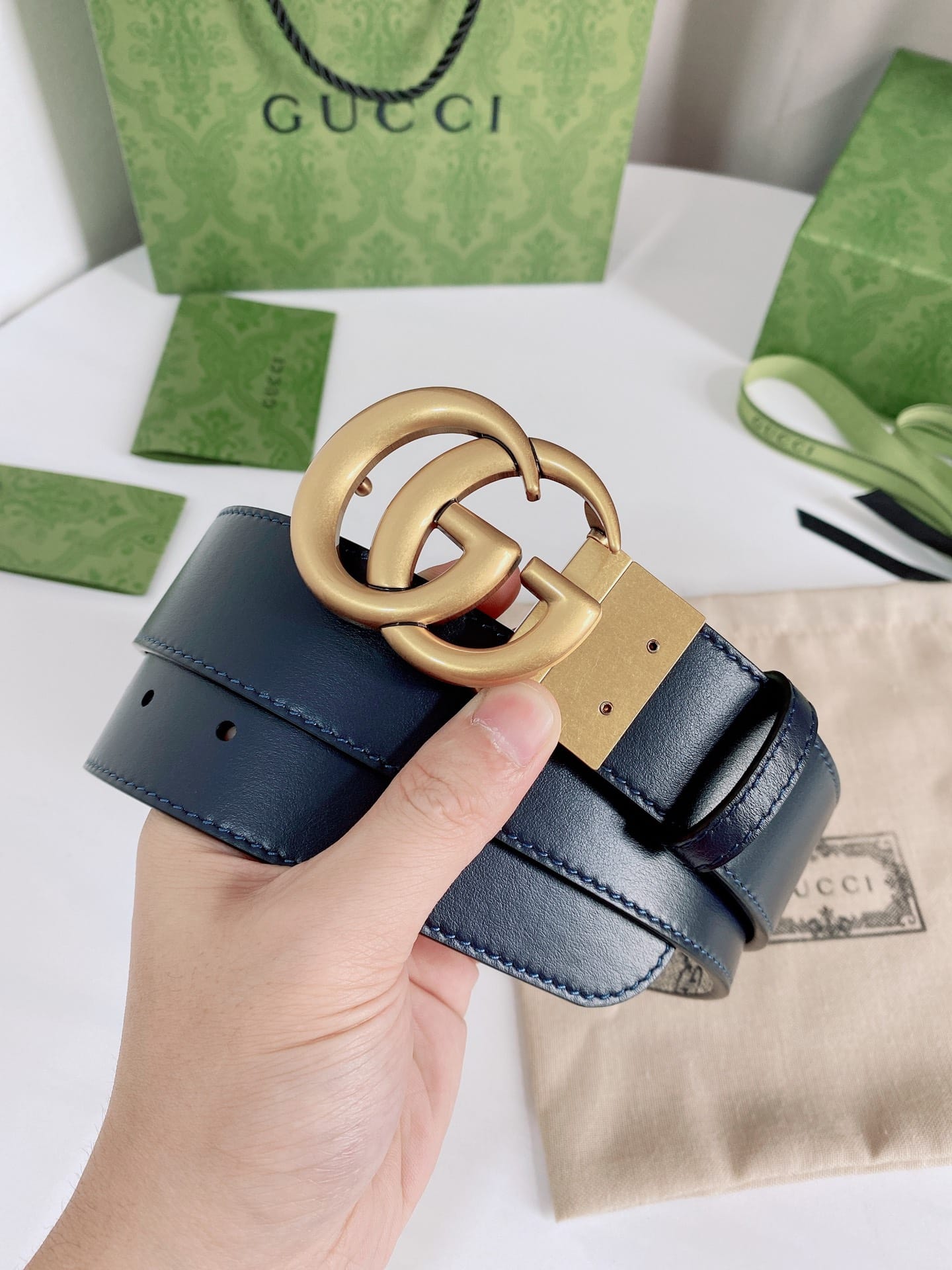 GUCCI SUPREME BELT WITH G BUCKLE GOLD METAL 3.8CM - Image 9