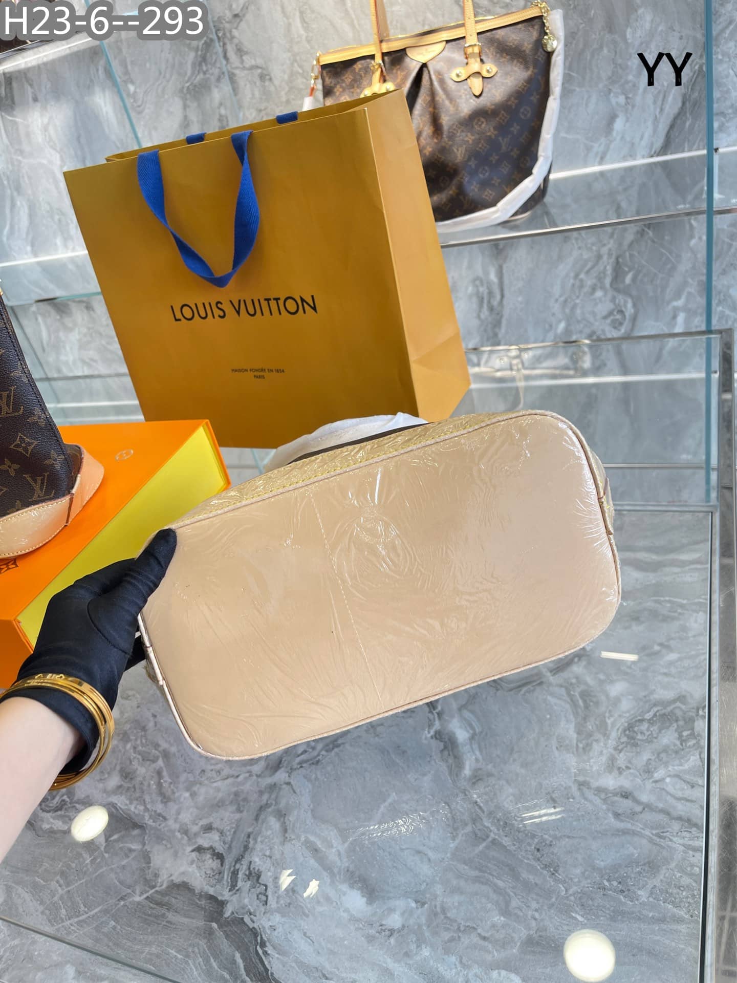 LOUIS VUITTON LOCKIT HORIZONTAL BAG MONOGRAM 38CM M40104 - Image 7