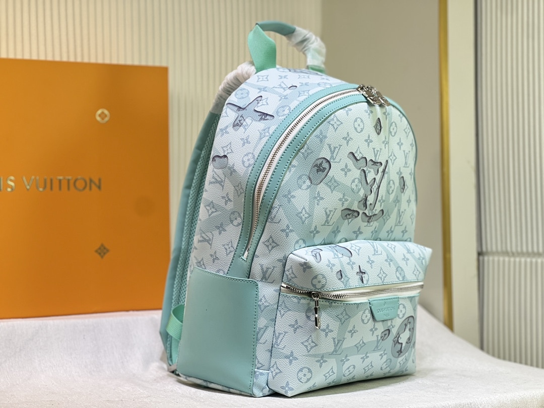 LOUIS VUITTON DISCOVERY BACKPACK CRYSTAL BLUE 38CM M22519 - Image 9