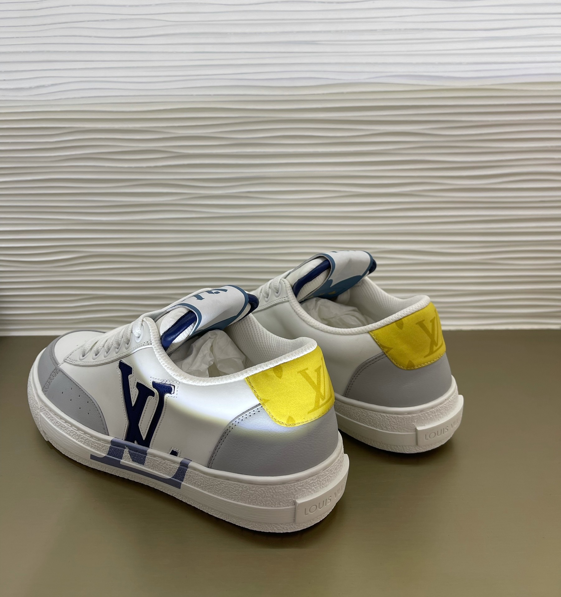 LOUIS VUITTON CHARLIE SNEAKER 1A9JLT - Image 3