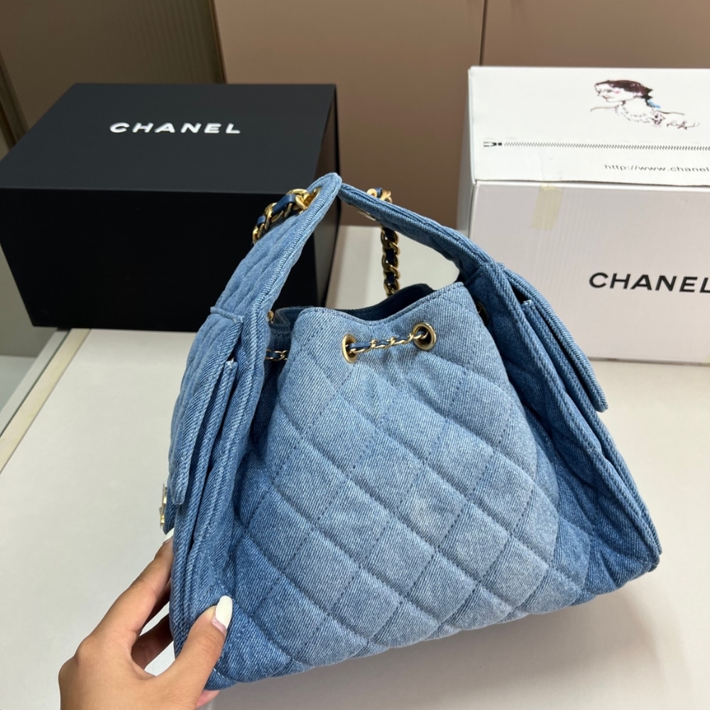 CHANEL 25 SMALL HANDBAG WASHED DENIM BLUE 25CM AS5293 B20603 U0475 - Image 6