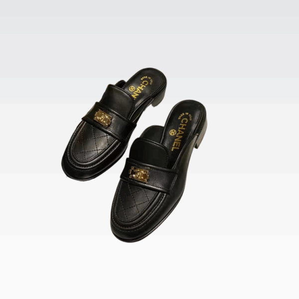 CHANEL CASUAL PAIN LAETHER ELEGANT MULES SANDALS BLACK