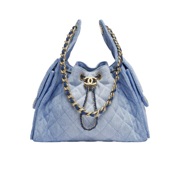 CHANEL 25 SMALL HANDBAG WASHED DENIM BLUE 25CM AS5293 B20603 U0475