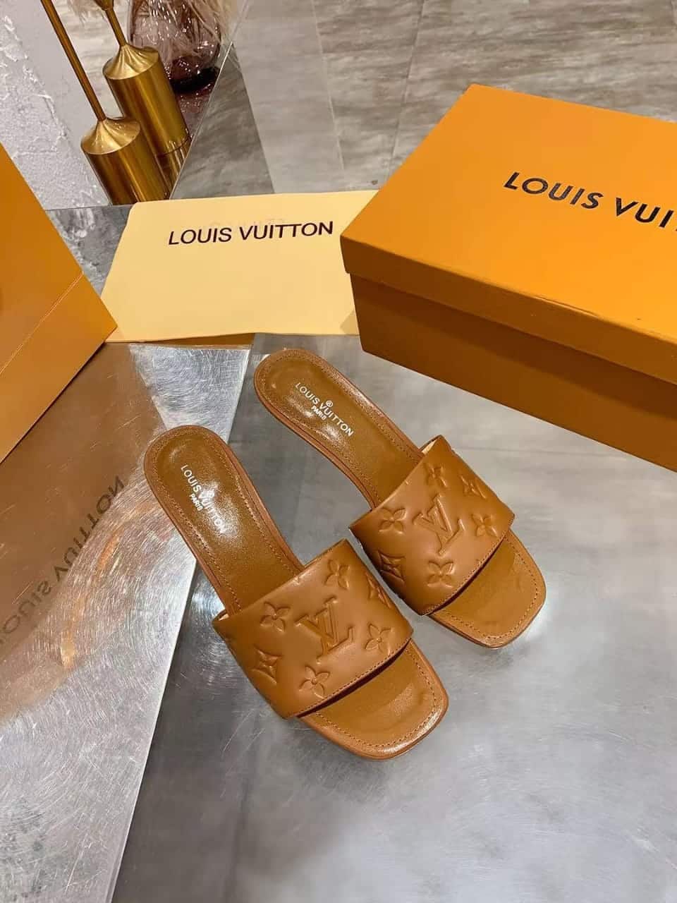LOUIS VUITTON REVIVAL MULE BROWN - Image 7